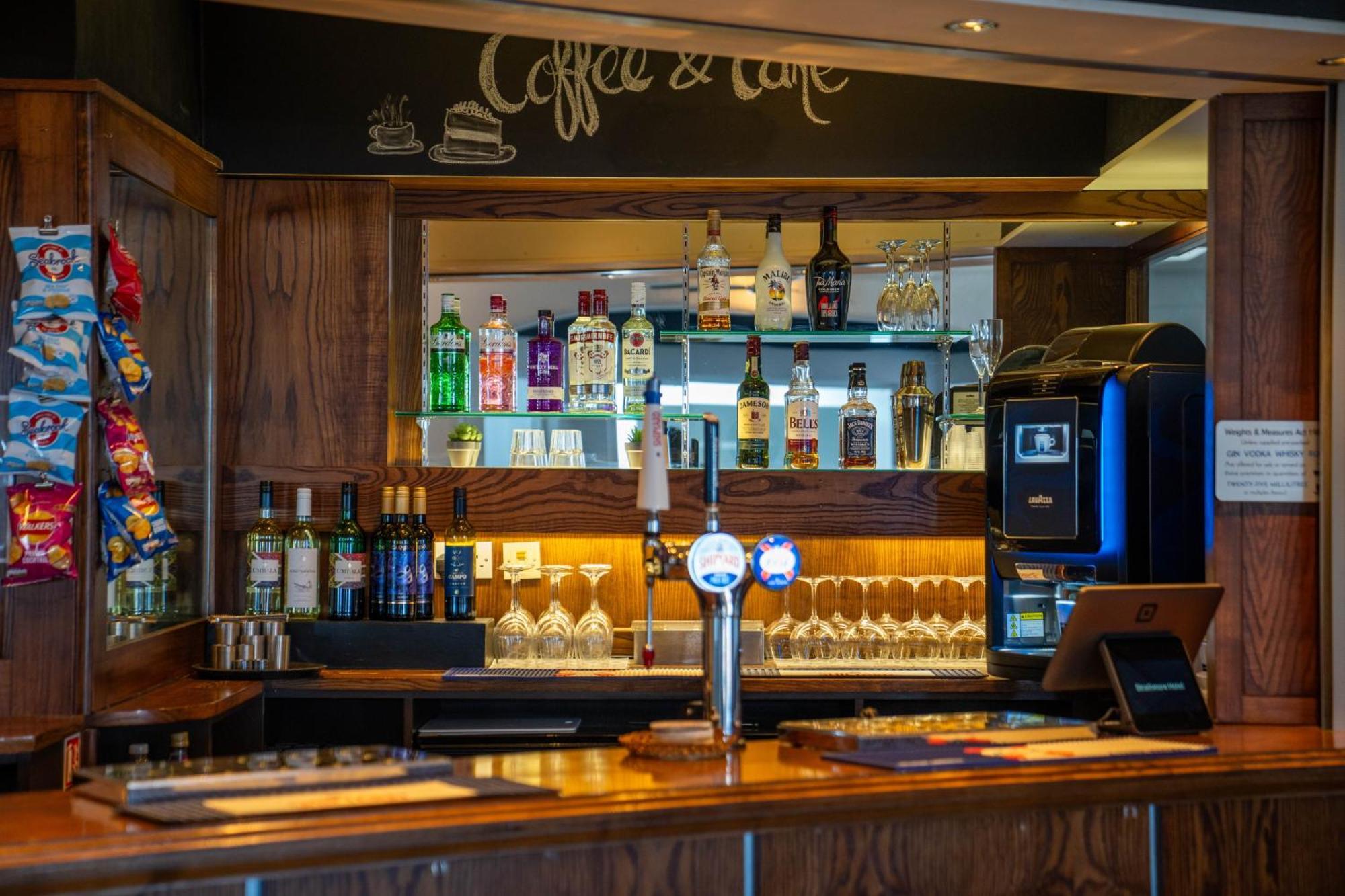 The Strathmore Hotel Morecambe Buitenkant foto